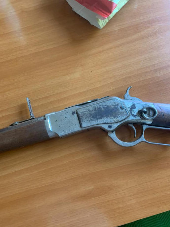 Hola compañeros, me ofrecen un rifle del 44-40 Winchester 1873 original.
Y me gustaria saber sobre que 21