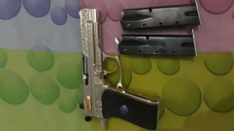 con toda la pena de mi corazón saco a la venta está joya de fabricación española y casi imposible de conseguir 00