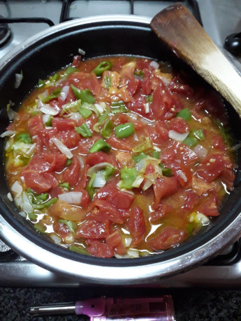 Hoy para comer acelgas hervidas y chuletón de vaca gallega vieja con seis semanas de maduración en cámara 30