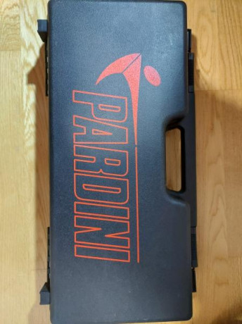 RESERVADA Un compañero del club vende una Pardini HP del calibre 32 por no usarla para Fuego Central. 21