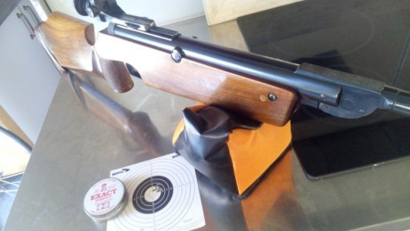 Bueno, para animar el foro un poco, propongo colgar fotos de dianas y arma usada para ello, pudiendo ser 50
