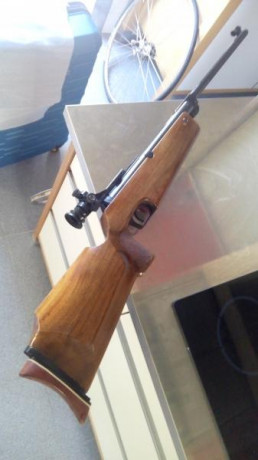 Bueno, para animar el foro un poco, propongo colgar fotos de dianas y arma usada para ello, pudiendo ser 120