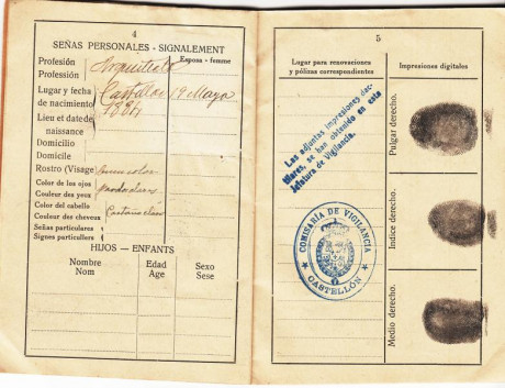  EN RECUERDO Y HOMENAJE A LOS QUE YA NO ESTÁN. 

Si pones en  GOOGLE    PASAPORTES EN LA MEMORIA   da 92