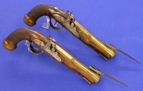 Voy a colocar unas fotos de un arma larga alemana de llave de mecha del siglo XVI. 20