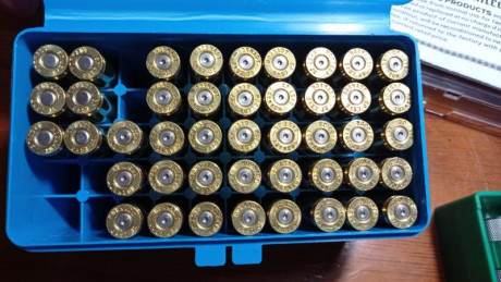 Vendo un juego de dies Lee Precision modelo RGB para el calibre 8x57 IS Mauser. Solo he recargado unos 01