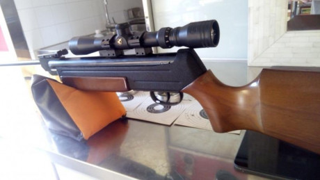 Bueno, para animar el foro un poco, propongo colgar fotos de dianas y arma usada para ello, pudiendo ser 150
