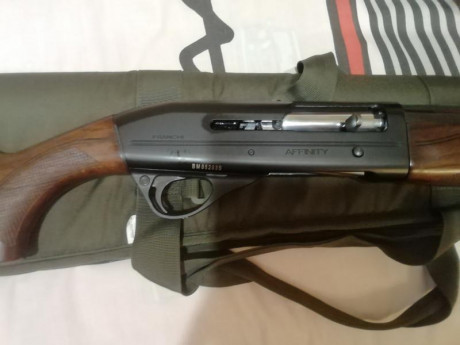 Vendo franchi Affinity calibre 20 en perfecto estado tiene 4 chokes pasamanos de repuesto cañón de 71 00