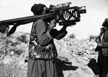 Veinte años después de que la invasión de Estados Unidos echara del poder a los talibanes, Afganistán 81