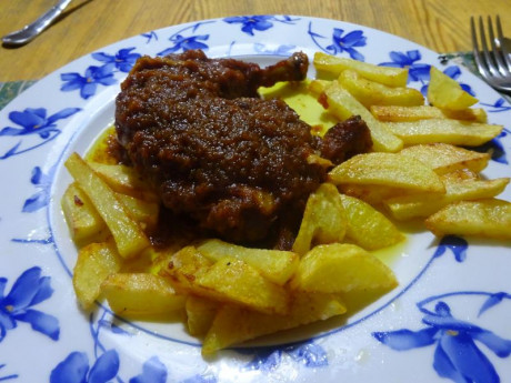 Hoy para comer acelgas hervidas y chuletón de vaca gallega vieja con seis semanas de maduración en cámara 21