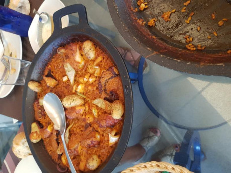 Hoy para comer acelgas hervidas y chuletón de vaca gallega vieja con seis semanas de maduración en cámara 30