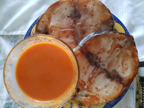 Hoy para comer acelgas hervidas y chuletón de vaca gallega vieja con seis semanas de maduración en cámara 40