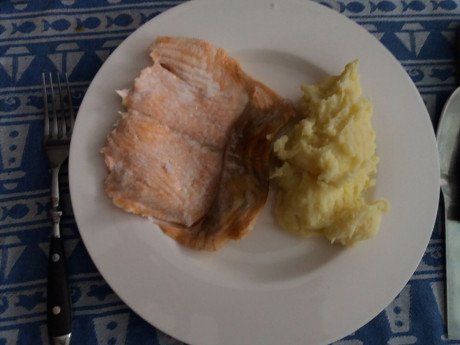 Hoy para comer acelgas hervidas y chuletón de vaca gallega vieja con seis semanas de maduración en cámara 150