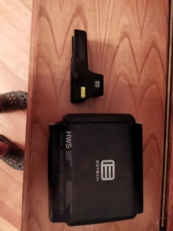 Vendo visor eotech, está nuevo de todo sin apenas uso, lo compré en enero y solo lo usé asta febrero (cuando 12