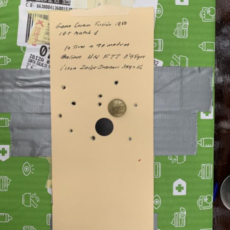 Bueno, para animar el foro un poco, propongo colgar fotos de dianas y arma usada para ello, pudiendo ser 11