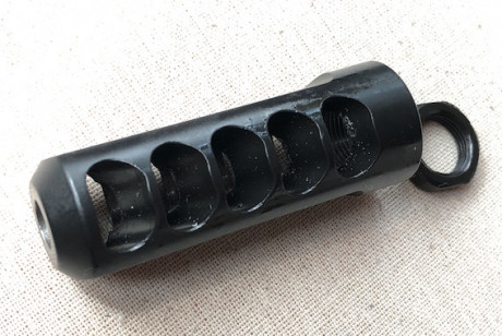 Vendo freno de boca / compensador para cañón de rifle con rosca 14x1LH.

Fabricante: GunBloke Australia
Modelo: 01