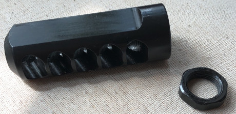 Vendo freno de boca / compensador para cañón de rifle con rosca 14x1LH.

Fabricante: GunBloke Australia
Modelo: 00