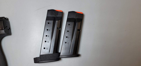 Mirando videos en you-tube he visto que Smith-Wesson a sacado a la venta la nueva SHIELD PLUS con capacidad 01