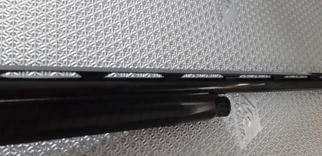 Benello Rafaello Supersport.
Cañon de 71cm con chokes y.perforaciones antielevacion . Banda alta. Perfecto.estado 00