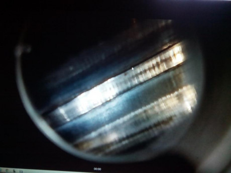 Hoy me ha llegado un baroscopio USB que he comprado. 
En el PC o portatil se ve ALUCINANTE todo el interior 00