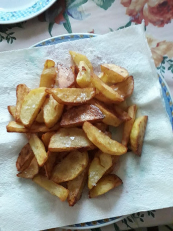 Hoy para comer acelgas hervidas y chuletón de vaca gallega vieja con seis semanas de maduración en cámara 80