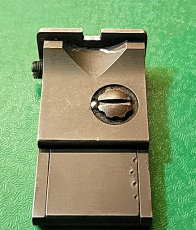 Estaría interesado en vender estás alzas de la sig p210 precio alrededor de 250€ 01