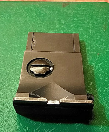 Estaría interesado en vender estás alzas de la sig p210 precio alrededor de 250€ 00