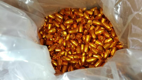 Por dejar recarga, vendo las siguientes puntas , preferible recogida en mano, para evitar gastos envío.

-caja 01