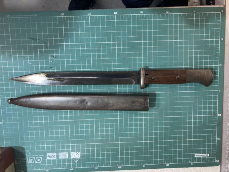 Se vende bayoneta y funda con números coincidentes.
150 € mas portes.
Se encuentra en Barcelona.
Un saludo 22