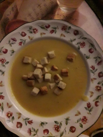 Hoy para comer acelgas hervidas y chuletón de vaca gallega vieja con seis semanas de maduración en cámara 30