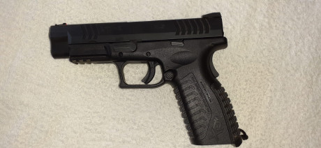 Un amigo vendré Springfield XDM 4.5 con 2 fundas (una tipo IPSC y otra de kidex para el cinturón) 450€ 01