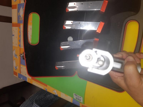 Pongo en venta esta pistola mod stok 2 , por 1400,eu,   con el afinado y ajustes del Sr Ballesteros,  00