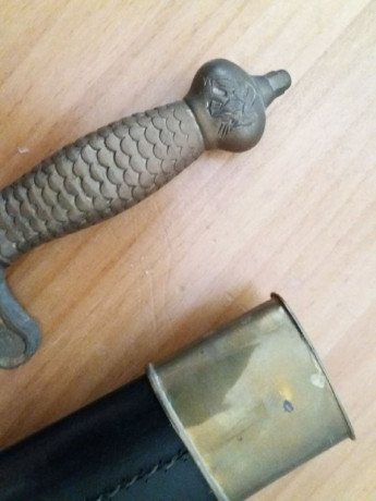 Pongo a la venta, por falta de espacio, esta réplica del  Machete-Espada Francés de Artillería , modelo 11