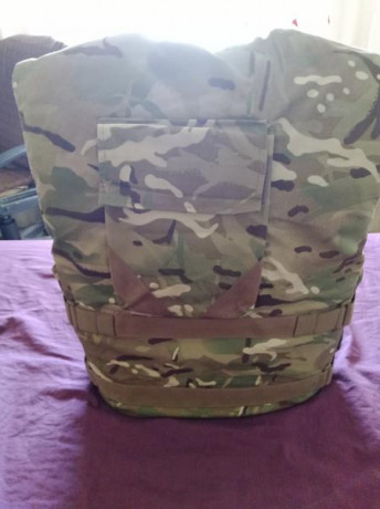 Se vende chaleco britanico antifrgmentos nuevo con proteccion balistica talla m  con envio incluido un 01