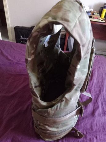 Se vende chaleco britanico antifrgmentos nuevo con proteccion balistica talla m  con envio incluido un 00
