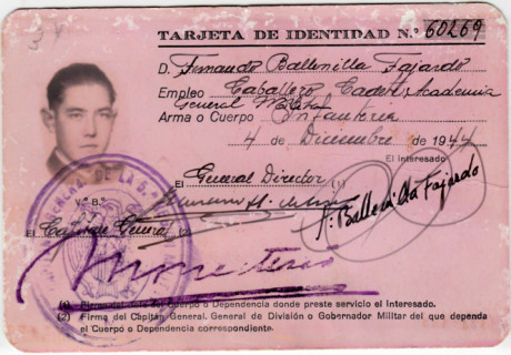  EN RECUERDO Y HOMENAJE A LOS QUE YA NO ESTÁN. 

Si pones en  GOOGLE    PASAPORTES EN LA MEMORIA   da 161