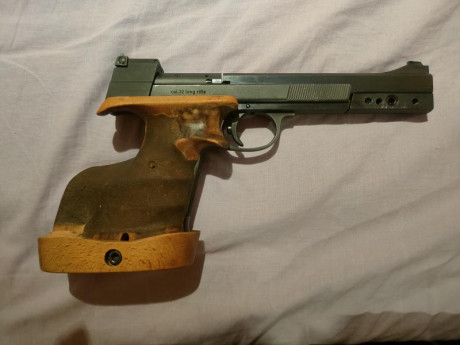 Hola amigos
Resulta ser que soy novato total, y queria que mi primera arma con la F fuera una Hammerli 02