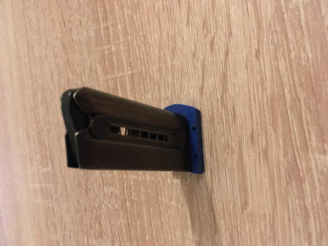 Buenas,vendo este cargador de walther gsp 22lr,se hacen envios!!!precio:50€

Saludos!!! 00