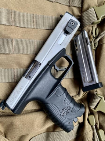 Buenas, pongo a la venta esta Walther SP22 m1, con un cargador. Está en Ciudad Real. Precio 85€, gastos 00