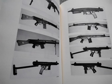 3 SIGLOS DE ARMAMENTO PORTATIL EN ESPAÑA
Historia y catalogación de las armas portátiles en España desde 02