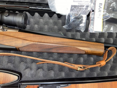 Vendo conjunto de absoluto reestreno; Browning Bar MK3 Eclipse Fluted calibre 30-06 con punto rojo Aimpoint 21