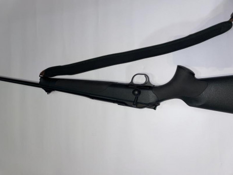 Vendo Rifle blaser r8 profesional cargadore extraible  en 8x68s.
Rifke en estado excepcional con muy poco 02