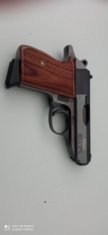 Vendo pistola S&W modelo PPK calibre 9 mm corto, pistola echa por S&W reedición de la mitica walther 02