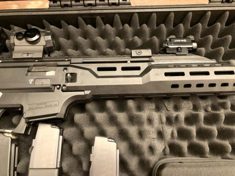 VENDO CZ SCORPION EVO 3 S CALIBRE 9X19

Rifle y accesorios  NUEVOS , esta puesto a tiro, lo compre con 01