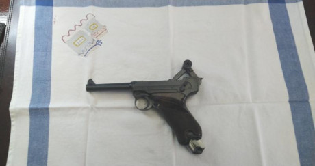 Hola compañeros, cambio Erma Kgp 69 de 22Lr con dos cargadores, estaria interesado en cambio por un revolver 00