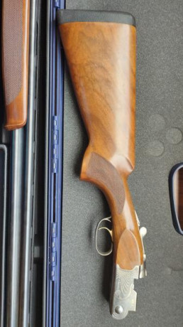 Hola se vende escopeta beretta 686 E sporting con cañón de 76cm. Escopeta en perfecto estado. Se puede 01
