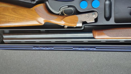 Hola se vende escopeta beretta 686 E sporting con cañón de 76cm. Escopeta en perfecto estado. Se puede 21