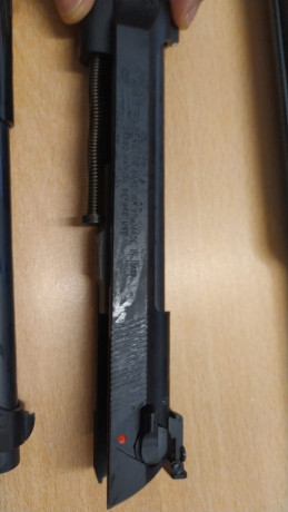 Una compañera vende Beretta 92 Fs mas un kit del 22.
Guiada en A, tiene pocos tiros.
Dos cargadores del 10