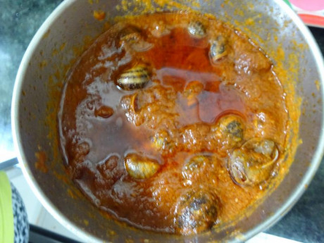 Hoy para comer acelgas hervidas y chuletón de vaca gallega vieja con seis semanas de maduración en cámara 151