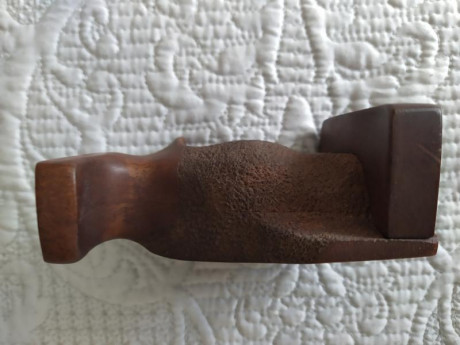 Pues como pongo en el título, vendo empuñadura anatómica para revólver "S&W" modelo 686 21