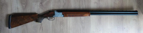 Escopeta Superpuesta de plato Browning - F.N. ("Made in Belgium") calibre 12.
Creo que es el 02